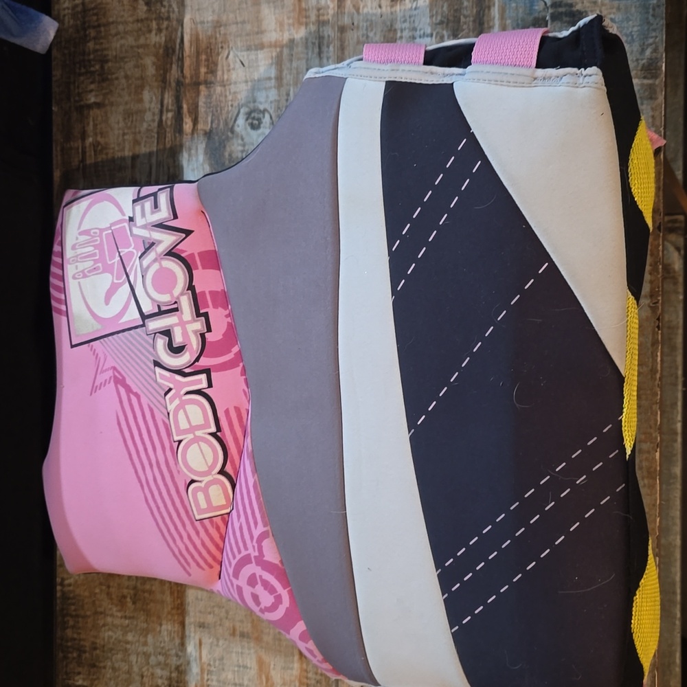 Youth Pink Life Vest - Picture 2 of 6